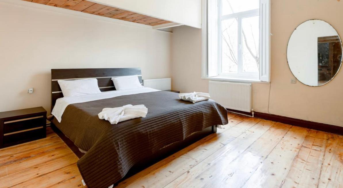 Lovely Dulcet Loft In Center Of Rustaveli 트빌리시 외부 사진