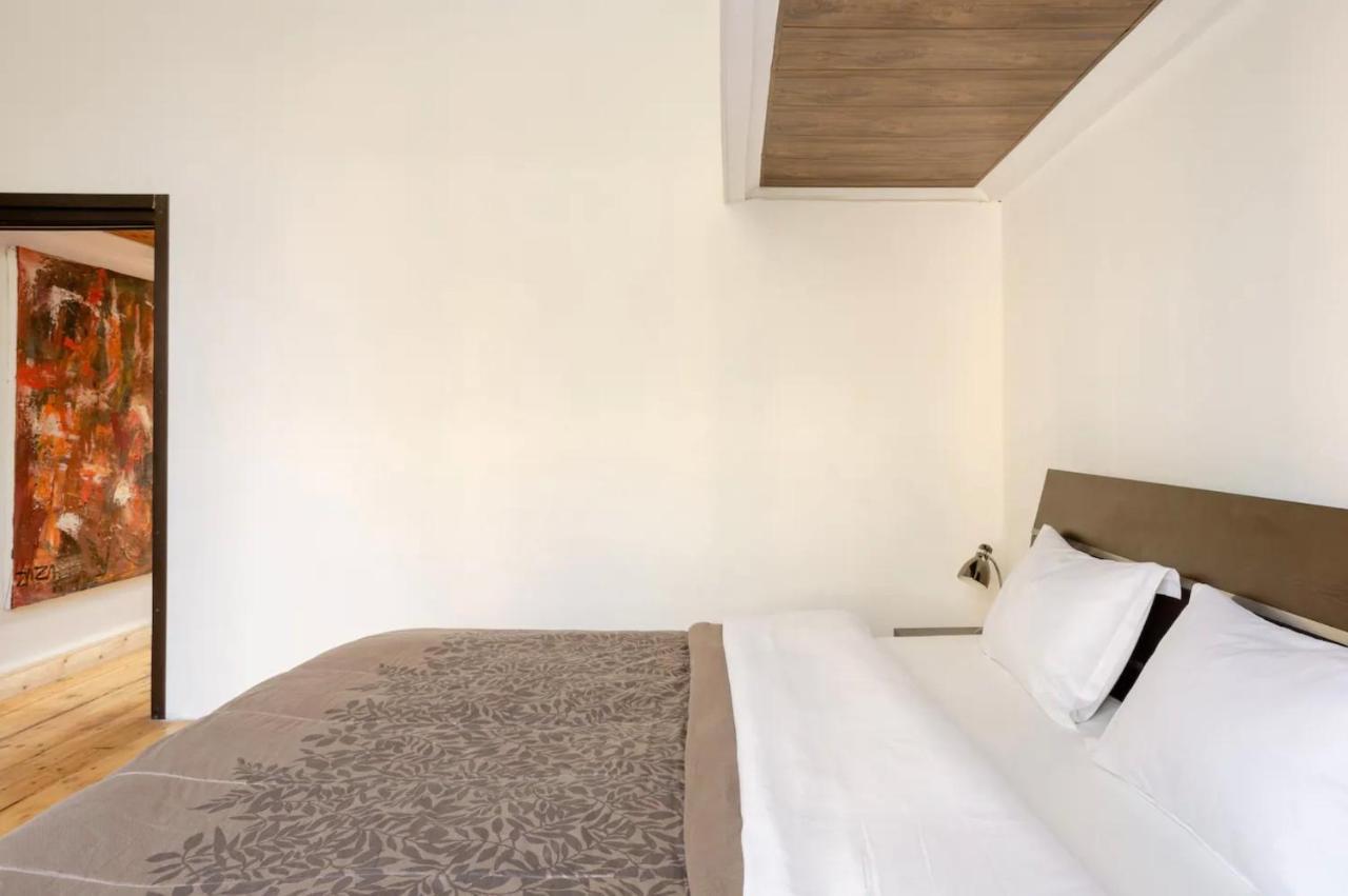 Lovely Dulcet Loft In Center Of Rustaveli 트빌리시 외부 사진